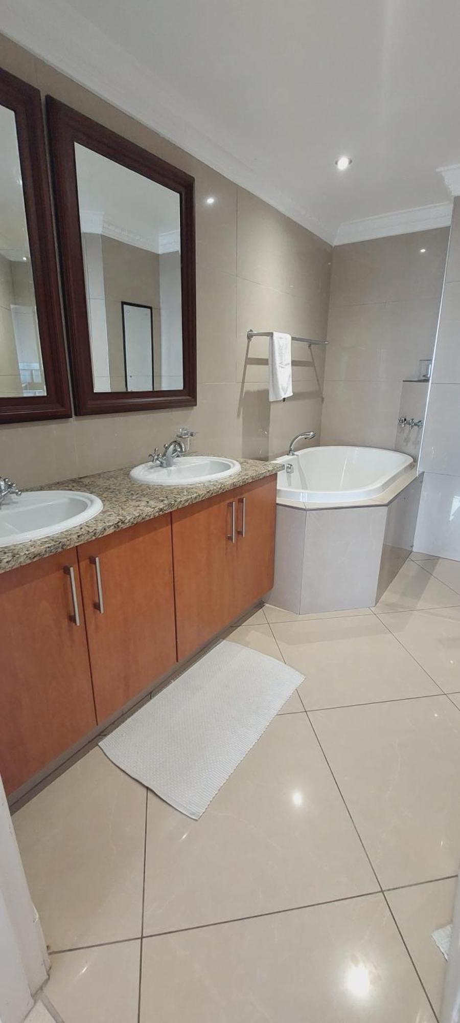 Luxurious Beach Apartment - The Sails Durban Exterior photo